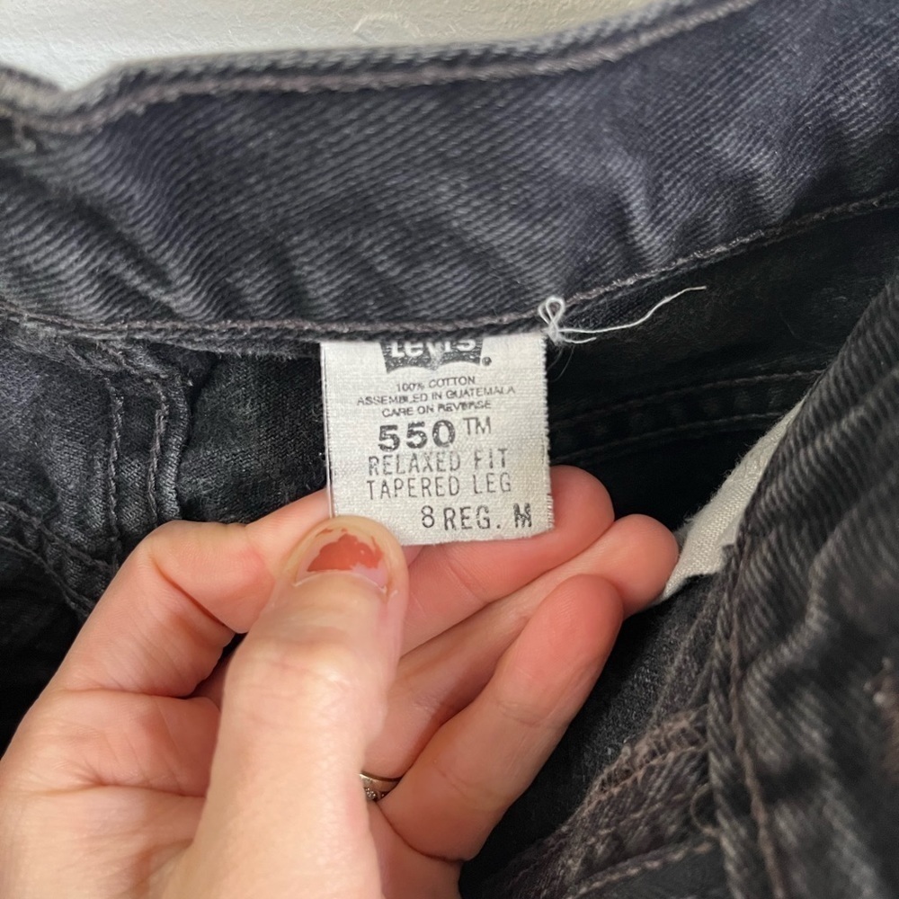 Levi’s Vintage Y2K 2000’s Black Washed 550 Relaxed Fit Tapered Leg Size 8 Med - Picture 6 of 16